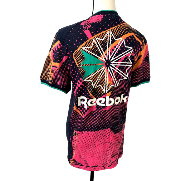 Reebok Classic Lemar & Dauley Mesh Jersey Womens Size Small Pink Athletic Shirt - Picture 7 of 9